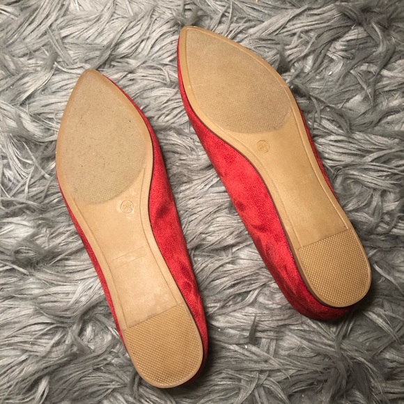 Lulu’s Pointed Toe Velvet Flat Shoes Women’s 8.5 - Picture 3 of 8